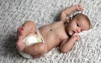 换尿布视频,轻松应对育儿挑战